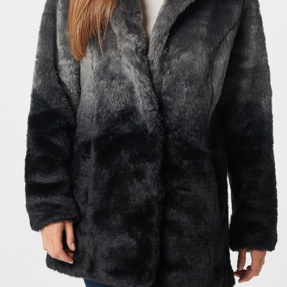 Isaac Mizrahi Faux Fur Coat - Picture 2 of 6